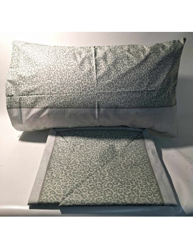 Completo letto matrimoniale...