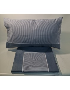 Completo letto matrimoniale...