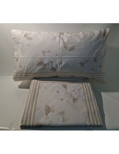 Completo letto matrimoniale...