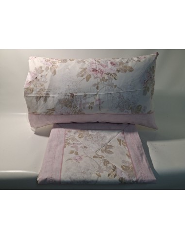 Completo letto matrimoniale...