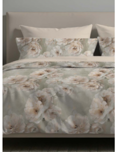 Completo letto matrimoniale...